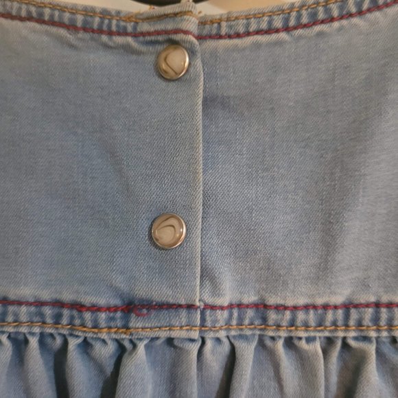 Monnalisa Denim Smock Dress w/ Heart detail and Bow Belt - Picture 6 of 9